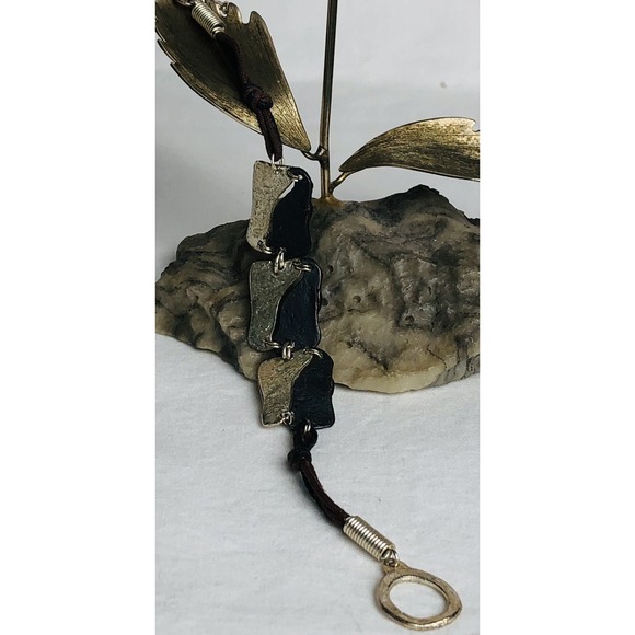 Vtg 80s Artisan Jewelry Set Silver Bronze Swirl Wire Bracelet Dangling Earrings - Picture 5 of 10